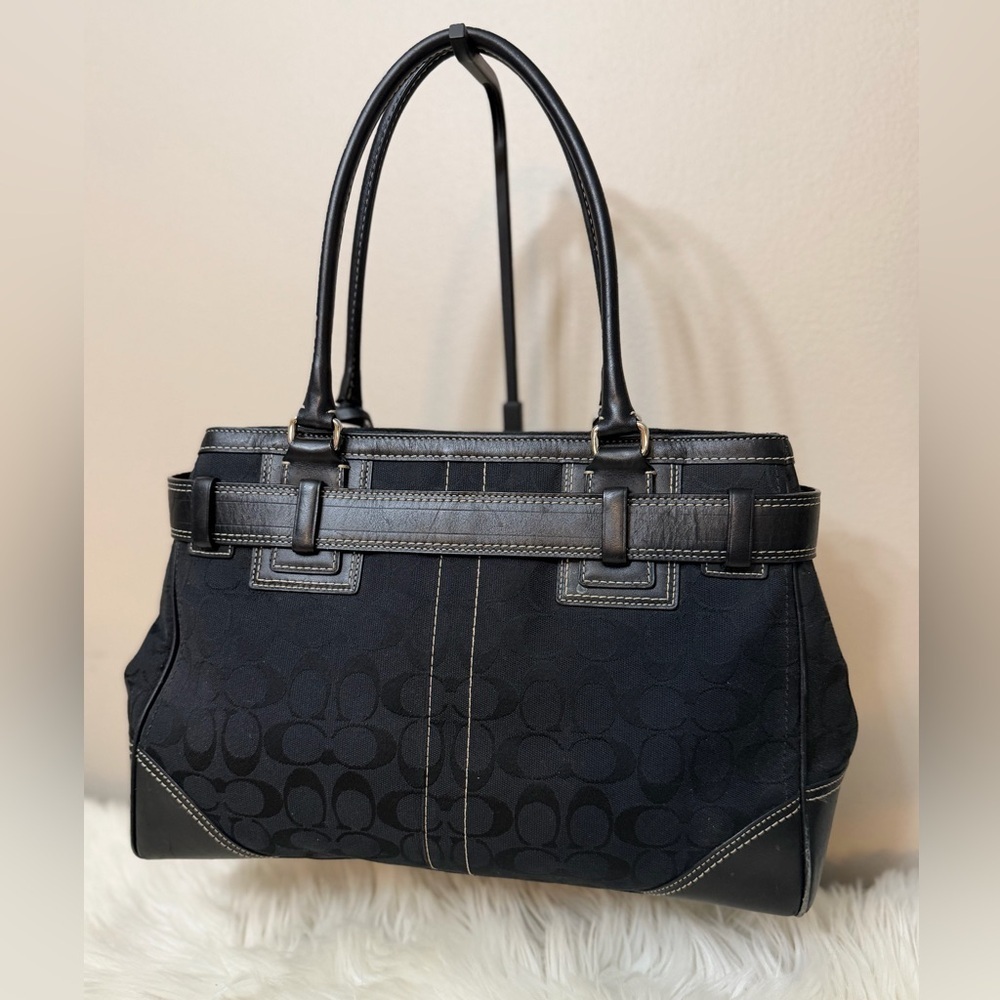 Coach Vintage Y2k 10246 Signature
Black Hampton Carryall Tote Bag - Picture 2 of 15